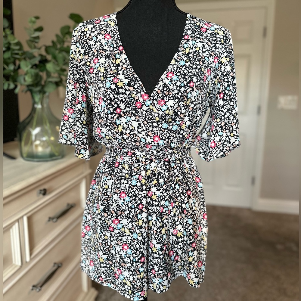 Floral print small romper multi color